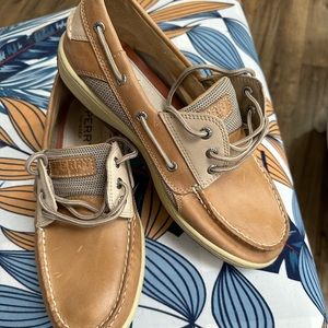 NWOB Men’s Sperry Billfish Boatshoe, sz 9.5
